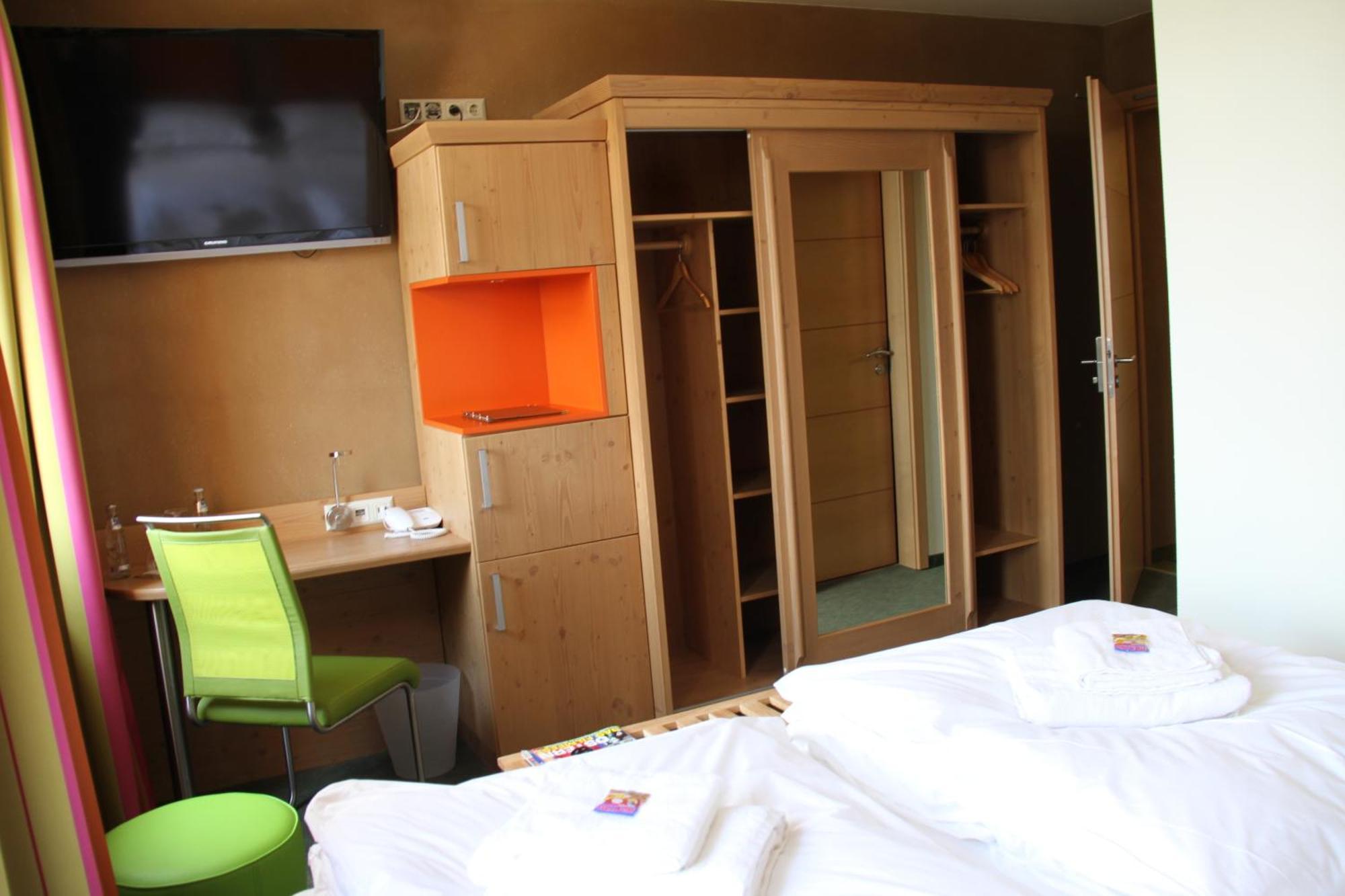 Sonn'Idyll Hotel & Saunalandschaft 拉特诺 外观 照片