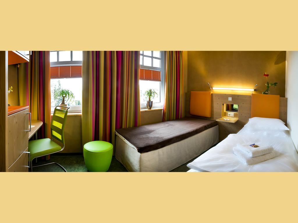 Sonn'Idyll Hotel & Saunalandschaft 拉特诺 外观 照片