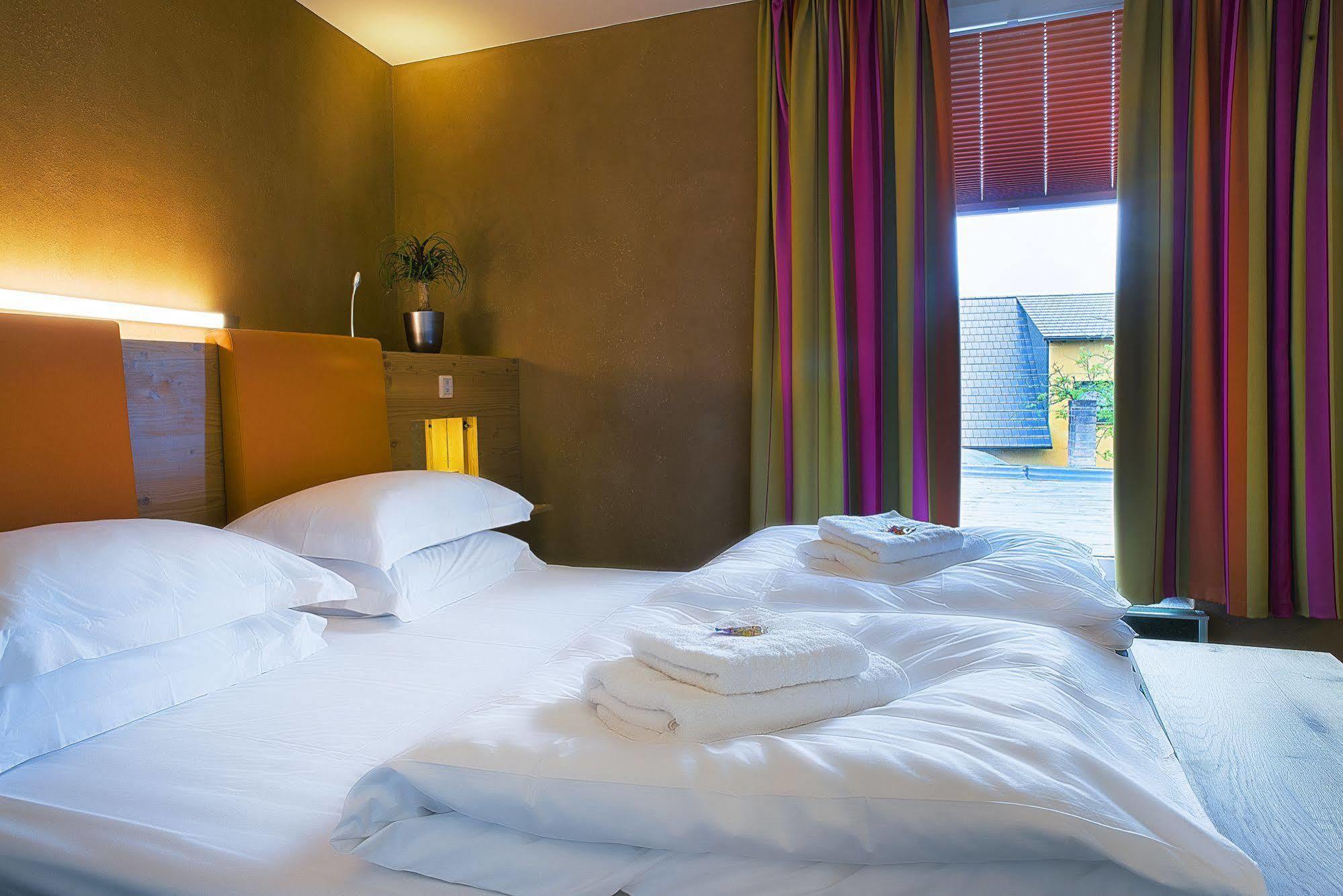 Sonn'Idyll Hotel & Saunalandschaft 拉特诺 外观 照片