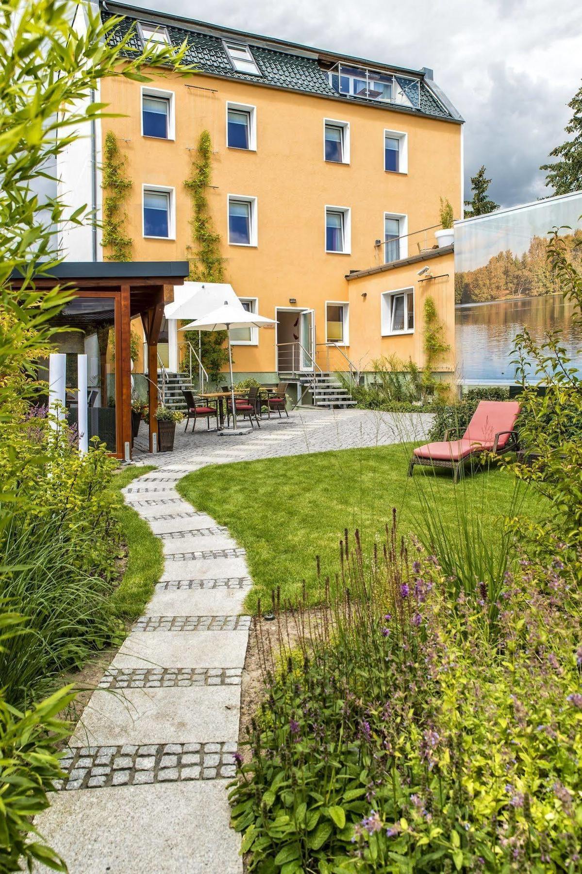 Sonn'Idyll Hotel & Saunalandschaft 拉特诺 外观 照片