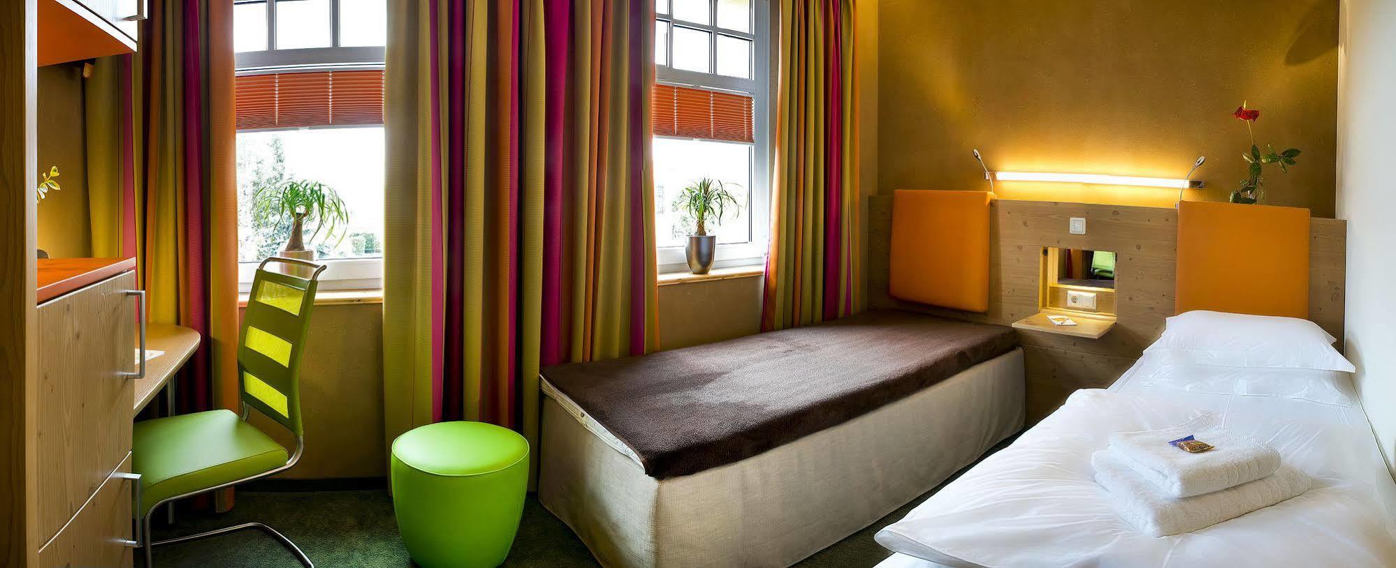 Sonn'Idyll Hotel & Saunalandschaft 拉特诺 外观 照片